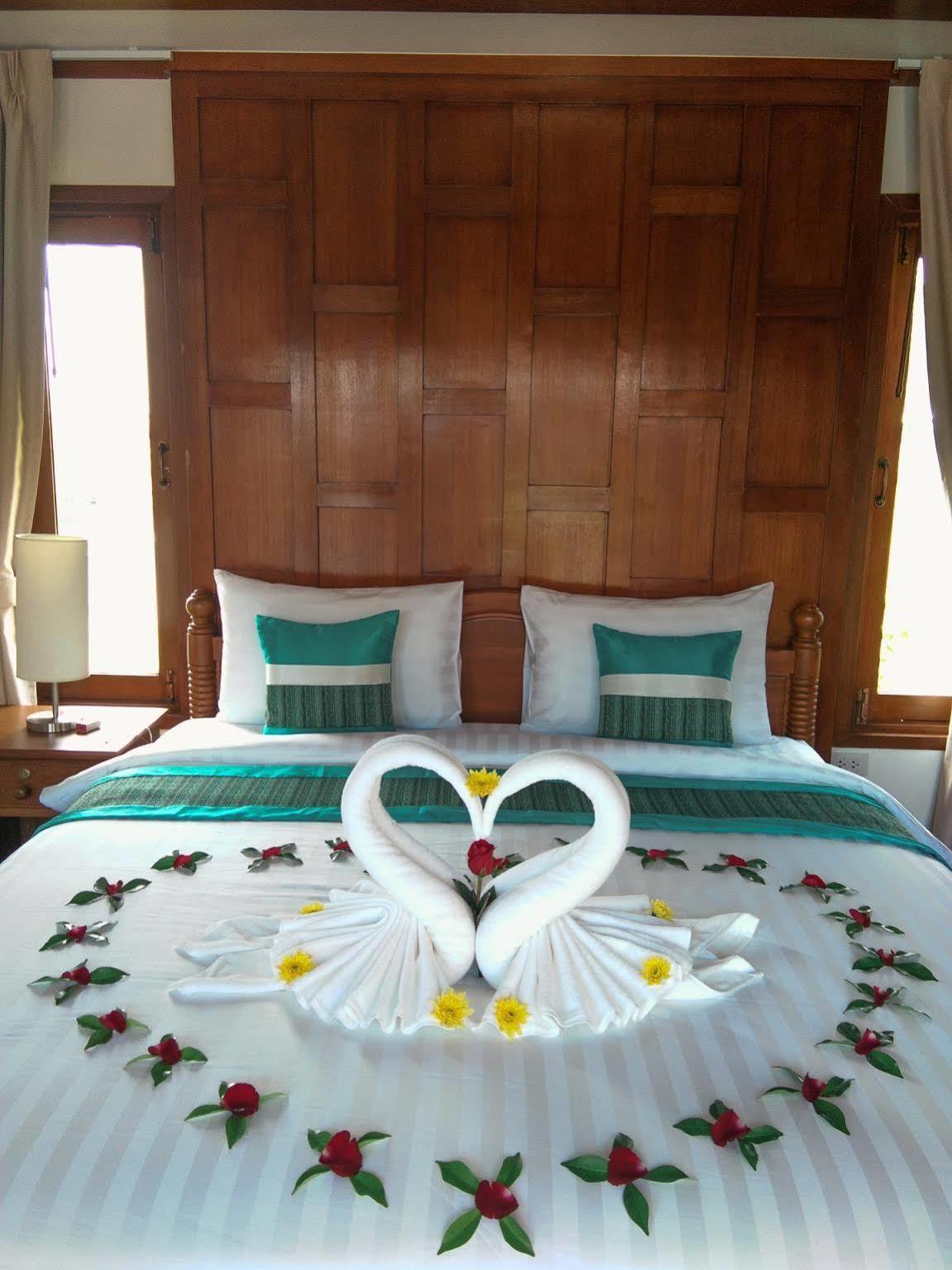 Kaya Mani Thai Villa Resort Choeng Mon Esterno foto